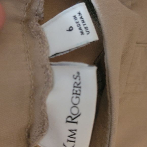 Kim Rogers capris khaki tan beige stretch pull on flat front straight leg 6 - Picture 5 of 7